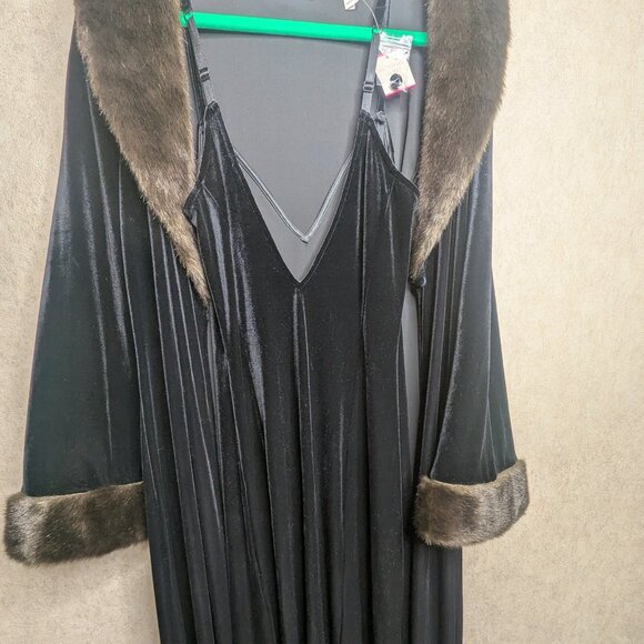 NWT VICTORIA'S SECRET Vintage Velvet Dressing Gown Robe W Faux Fur Collar Xs S - Picture 5 of 17